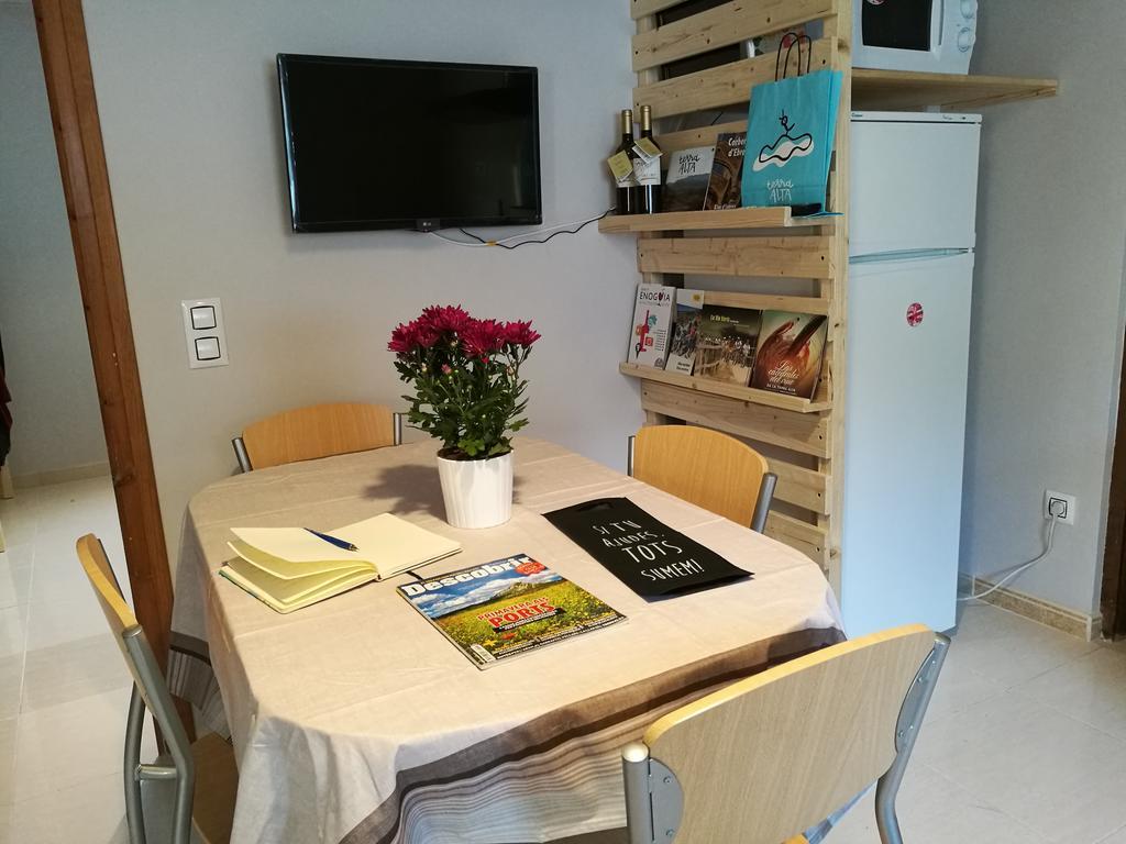 Apartaments Els Temporers Corbera Dış mekan fotoğraf