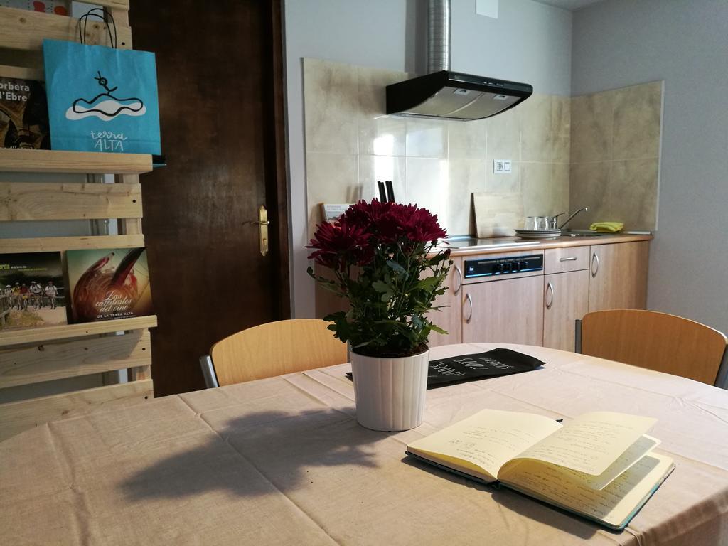 Apartaments Els Temporers Corbera Dış mekan fotoğraf