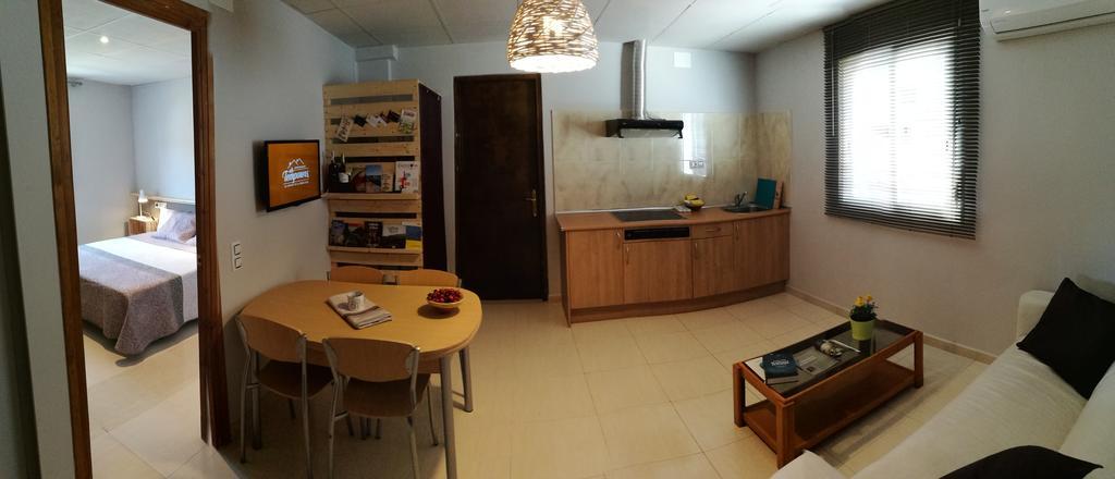 Apartaments Els Temporers Corbera Dış mekan fotoğraf